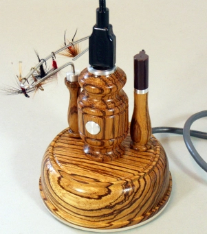 Detail of the foot of the lamp Detail of the foot of the lamp